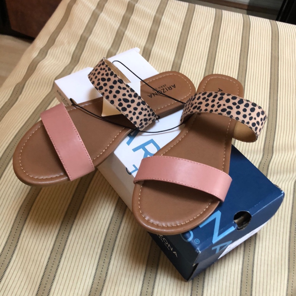 Women sandals